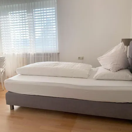 Aparthome L.i.n.z. Vendégház Bergham