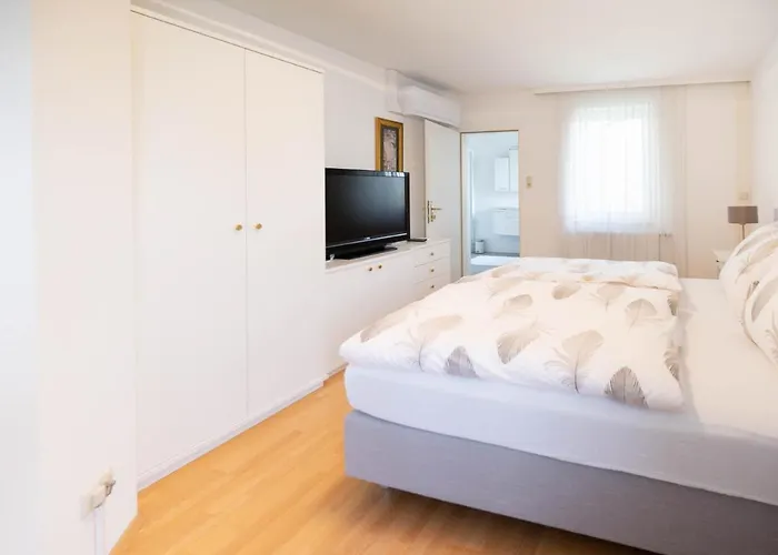 Aparthome L.i.n.z. بيت ضيافة