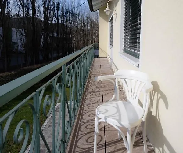 Aparthome L.i.n.z. 게스트하우스